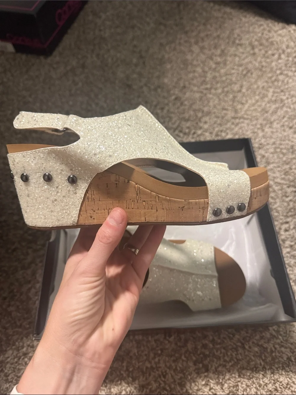 NWT Corkys Boutique Ivory Glitter Cork Wedge Sandals Size 8